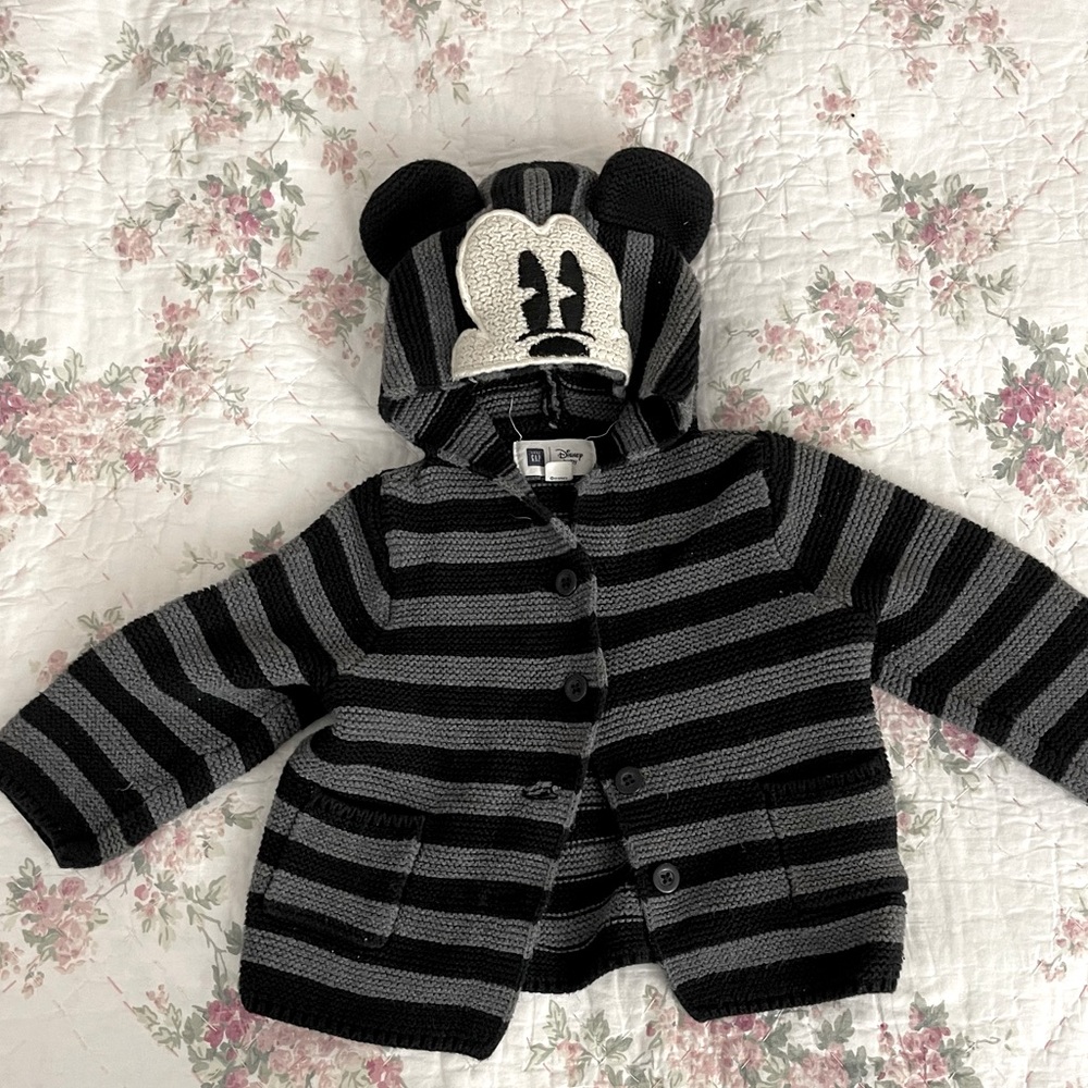 DISNEY BABY GAP MICKEY MOUSE KNITTED SWEATER(12-18m)